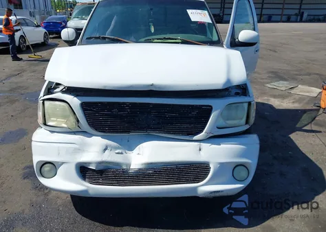 2003 Ford F-150 Lightning z USA, uszkodzony, nr VIN 2FTRF07383CA75550